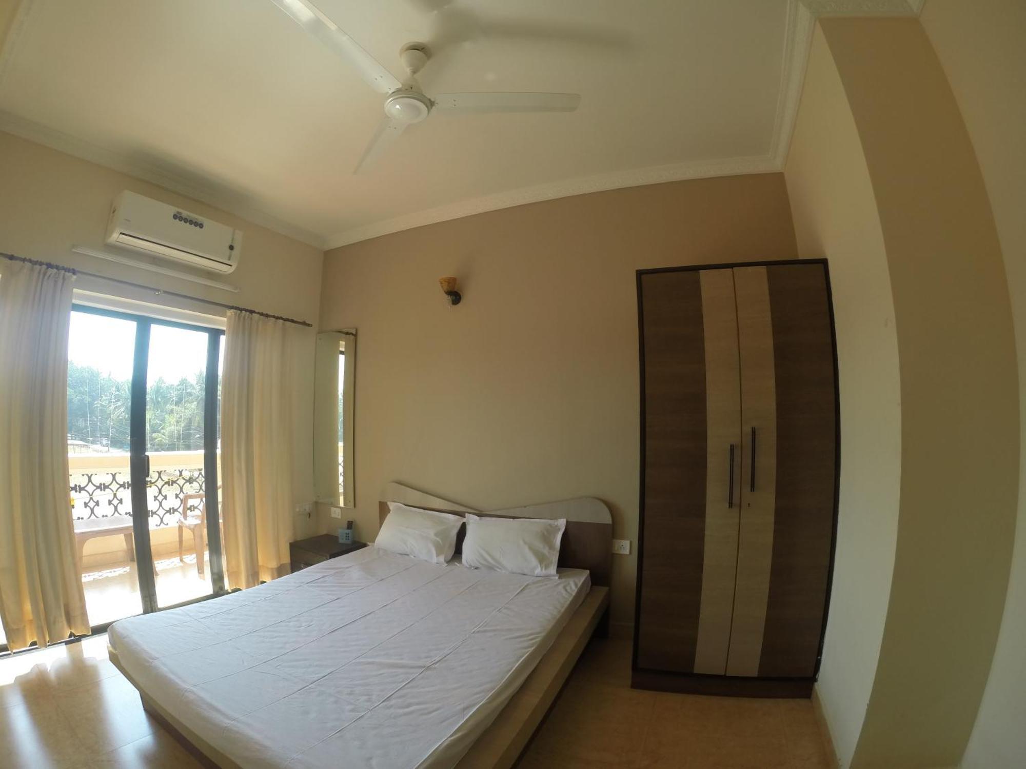 Ocean Crest Hotel Colva Dış mekan fotoğraf