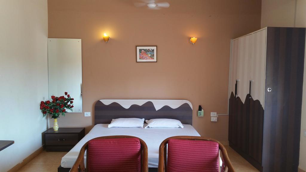 Ocean Crest Hotel Colva Dış mekan fotoğraf